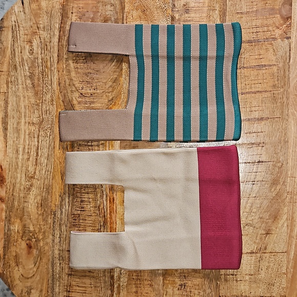 CUTE. Mini Knit Wrist Bag - Picture 9 of 10